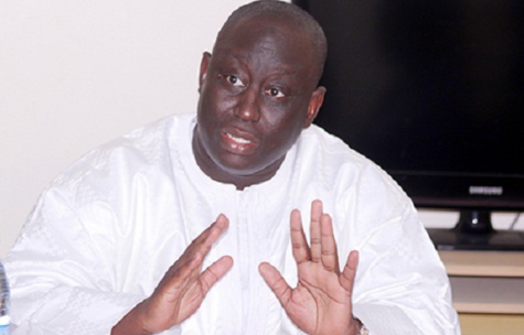 Aliou Sall, maire de Guédiawaye : "Dans les trois mois à venir, je ne m’occuperai que des inscriptions sur les listes électorales" Aliou Sall, maire de Guédiawaye : "Dans les trois mois à venir, je ne m’occuperai que des inscriptions sur les listes électorales"
