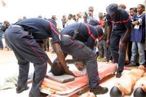 Accident sur l’axe Gossass et Kaolack : le commandant de la Gendarmerie de Dakar dans un état grave Accident sur l’axe Gossass et Kaolack : le commandant de la Gendarmerie de Dakar dans un état grave