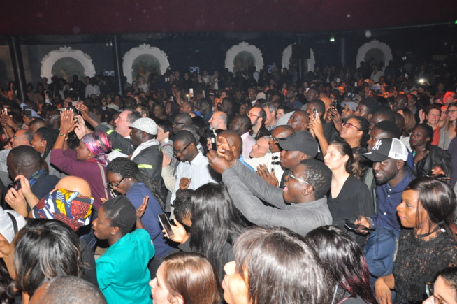 Exclusif vipeoples: Youssou Ndour explose le Bataclan à guichet fermé. Regardez les images. Exclusif vipeoples: Youssou Ndour explose le Bataclan à guichet fermé. Regardez les images.