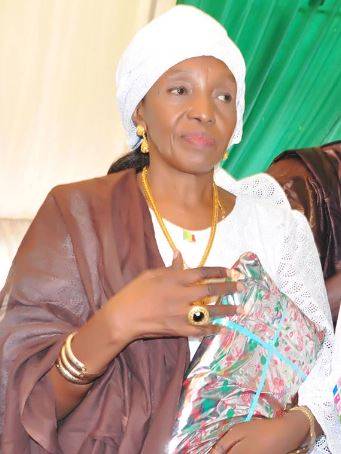 Meurtre de Fatoumata Mactar Ndiaye : L'Alliance Pour la République s'incline devant la mémoire de l'illustre disparue Meurtre de Fatoumata Mactar Ndiaye : L'Alliance Pour la République s'incline devant la mémoire de l'illustre disparue