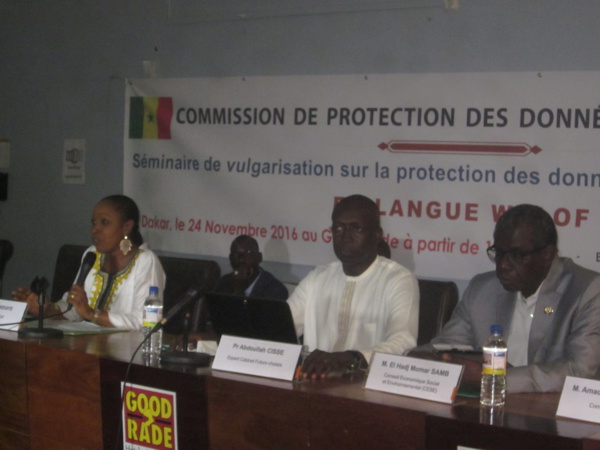 Multiplication des atteintes à la vie privée sur les réseaux sociaux : Awa Ndiaye veut garantir la protection des données à caractère personnel Multiplication des atteintes à la vie privée sur les réseaux sociaux : Awa Ndiaye veut garantir la protection des données à caractère personnel