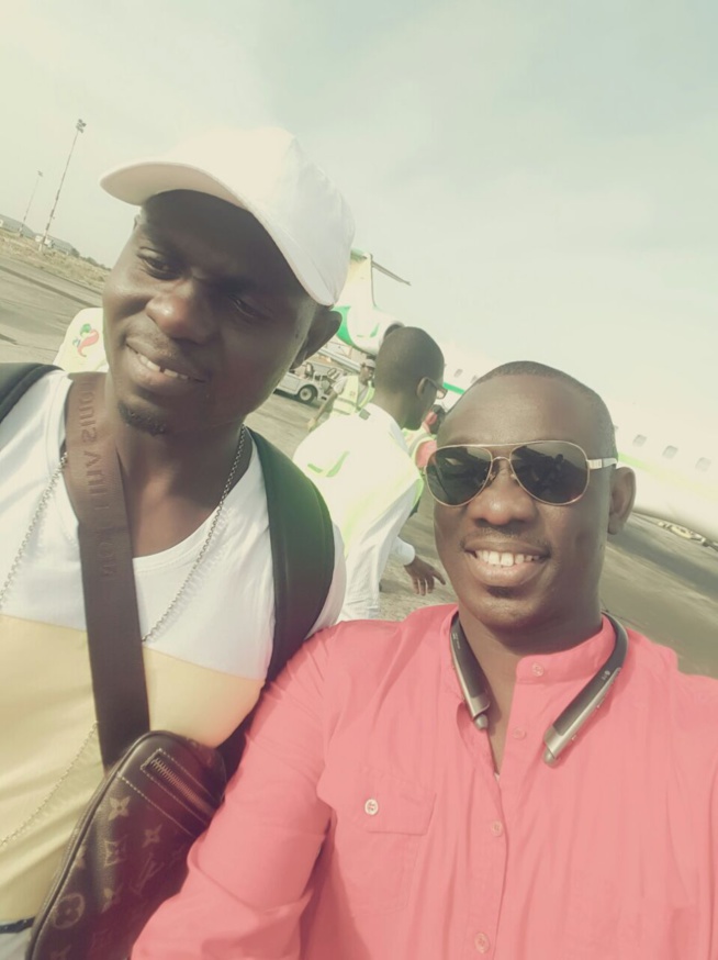 Voyage d'affaires en Guinée, le chanteur Pape Diouf à la rencontre du puissant homme d'affaires Mohamed Sylla de la Guinée avec son fidéle et loyale ami Marcel Djilass et Moustapha Diop.
