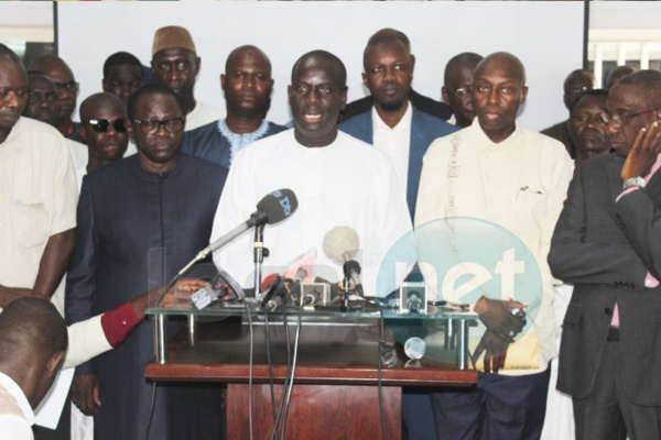 Dialogue politique : Macky Sall reçoit l'opposition mardi prochain Dialogue politique : Macky Sall reçoit l'opposition mardi prochain