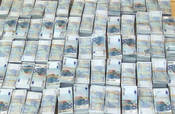 Blanchiment d’argent : plus de 3000 déclarations de soupçons enregistrées en Afrique de l’Ouest en 2015 (officiel UE) Blanchiment d’argent : plus de 3000 déclarations de soupçons enregistrées en Afrique de l’Ouest en 2015 (officiel UE)