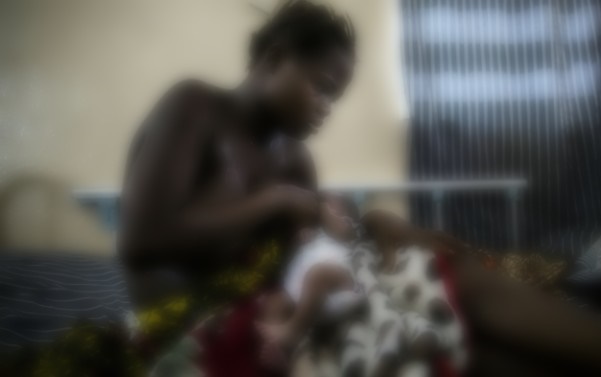 Une femme tue son bébé et explique à la police : »J’ai bloqué à trois reprises la respiration de mon bébé, Il a crié et pleuré les deux premières fois mais … Une femme tue son bébé et explique à la police : »J’ai bloqué à trois reprises la respiration de mon bébé, Il a crié et pleuré les deux premières fois mais …