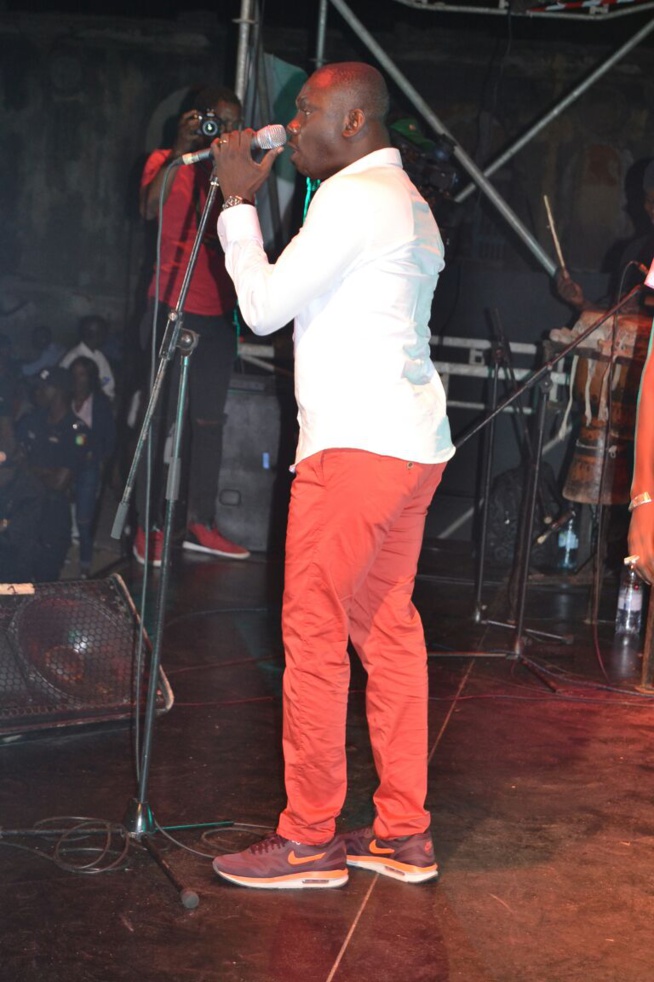 Pape Diouf et la génération consciente dans une dynamique de révolution au festival Gorée Diaspora. Rendez vous ce dimanche au Baramundi. Pape Diouf et la génération consciente dans une dynamique de révolution au festival Gorée Diaspora. Rendez vous ce dimanche au Baramundi.