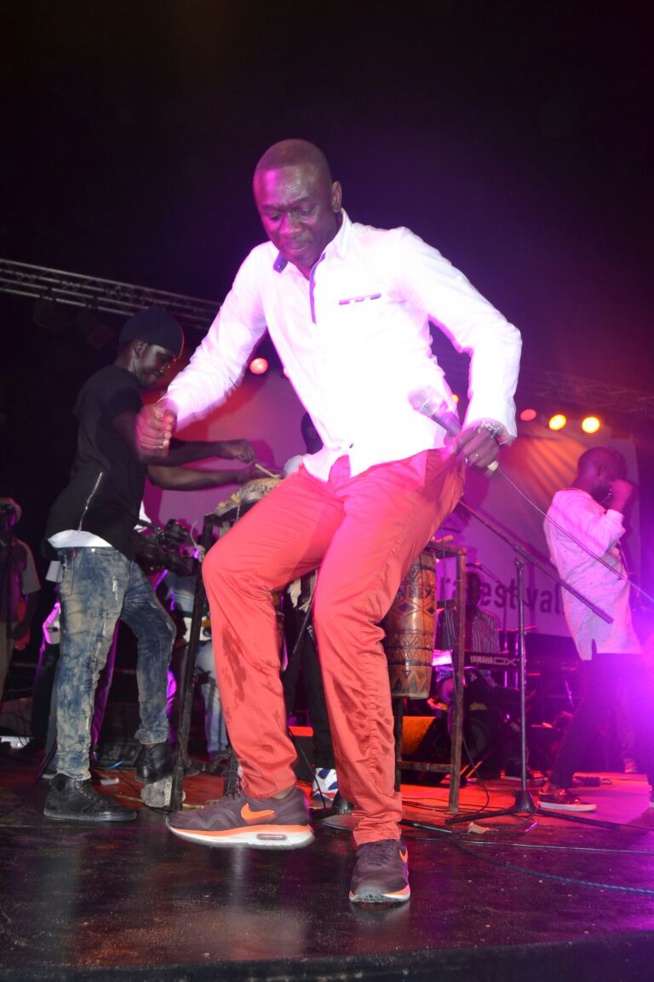 Pape Diouf et la génération consciente dans une dynamique de révolution au festival Gorée Diaspora. Rendez vous ce dimanche au Baramundi. Pape Diouf et la génération consciente dans une dynamique de révolution au festival Gorée Diaspora. Rendez vous ce dimanche au Baramundi.