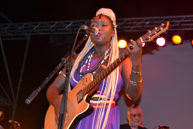 Gorée diaspora festival, l'artiste Maréma Fall met le feu sur scène.