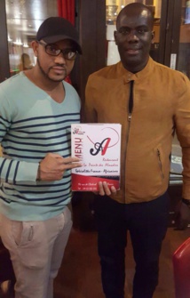 Malick Gackou du Grand Parti en compagnie de Dj Rakhou du restaurant Pointe des Almadies de Paris