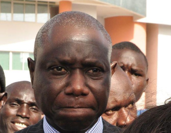 Liquidation du journal Le Populaire : Les députés Seynabou Wade, Zator Mbaye et Cheikh Ndiaye font feu sur Bara Tall Liquidation du journal Le Populaire : Les députés Seynabou Wade, Zator Mbaye et Cheikh Ndiaye font feu sur Bara Tall