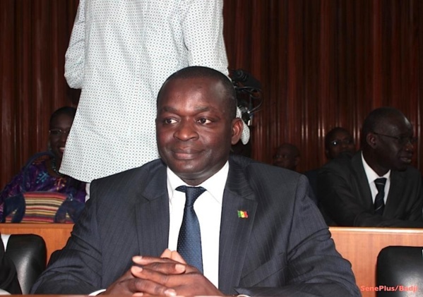 Hausse de 42,98 % du budget du ministère du commerce Hausse de 42,98 % du budget du ministère du commerce
