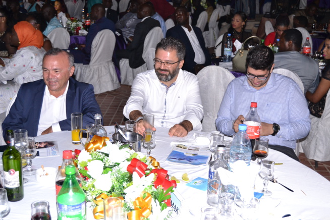 GALA ASAADS: Pape Diouf envoi les enfants de Pape Mael Diop de L' ADS aux anges. GALA ASAADS: Pape Diouf envoi les enfants de Pape Mael Diop de L' ADS aux anges.