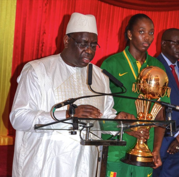 Macky Sall salue la qualification des Lionnes du handball