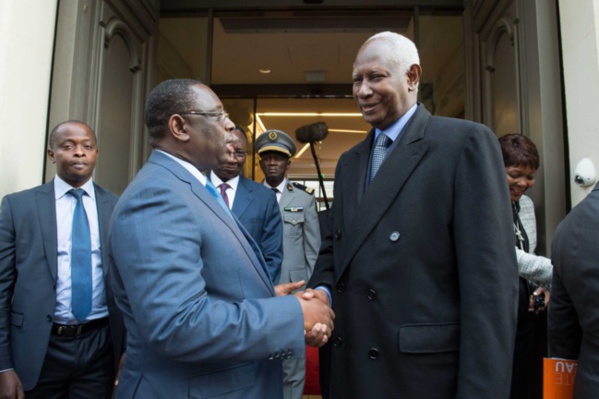 L’ancien président Abdou Diouf demande à Ousmane Tanor Dieng de soutenir le chef de l’Etat Macky Sall». L’ancien président Abdou Diouf demande à Ousmane Tanor Dieng de soutenir le chef de l’Etat Macky Sall».