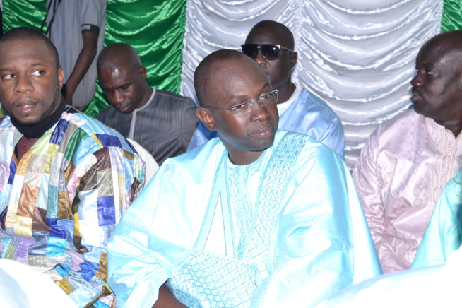 MAOLOUD 2016 Chez Sheikh Alassane Sne "TARRE YALLA" en images. MAOLOUD 2016 Chez Sheikh Alassane Sne "TARRE YALLA" en images.