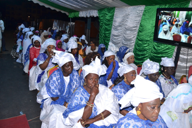 MAOLOUD 2016 Chez Sheikh Alassane Sne "TARRE YALLA" en images. MAOLOUD 2016 Chez Sheikh Alassane Sne "TARRE YALLA" en images.