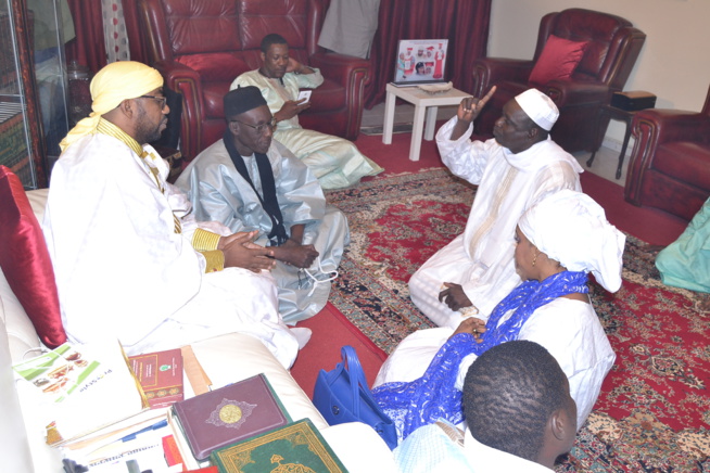 MAOLOUD 2016 Chez Sheikh Alassane Sne "TARRE YALLA" en images. MAOLOUD 2016 Chez Sheikh Alassane Sne "TARRE YALLA" en images.