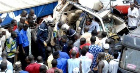 Grave accident survenu à Tambacounda, près de 13 morts dénombrés Grave accident survenu à Tambacounda, près de 13 morts dénombrés