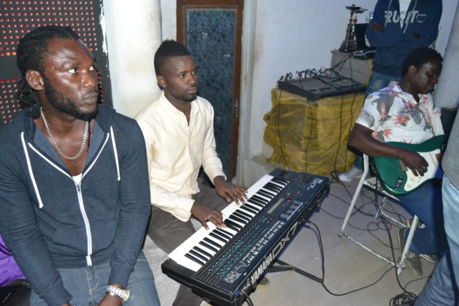 JOUR J Anniversaire Mame Goor Diazaka à Sorano vivez l'avant gout des répétitions en images. JOUR J Anniversaire Mame Goor Diazaka à Sorano vivez l'avant gout des répétitions en images.