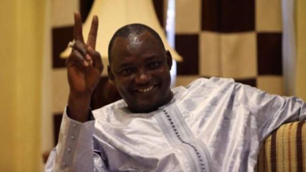 Adama Barrow annonce qu'il se proclamera président le 18 janvier, si Yahyah Jammeh venait à ne pas démissionner Adama Barrow annonce qu'il se proclamera président le 18 janvier, si Yahyah Jammeh venait à ne pas démissionner