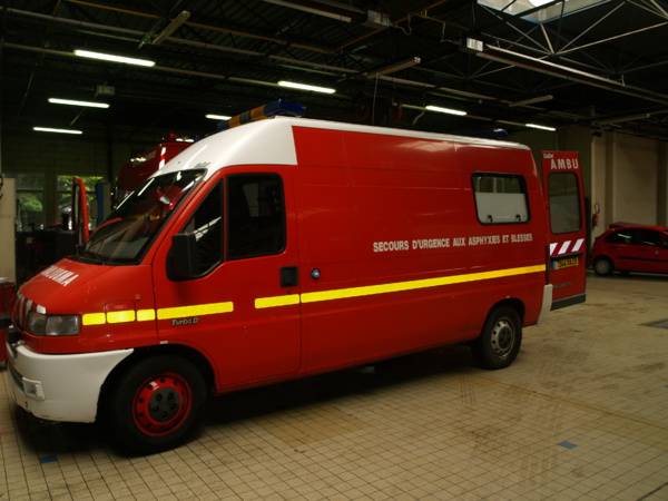 Sécurité routière : le caporal-chef, Soulèye Aw de la caserne des sapeurs-pompiers de Dieupeul rétablit la vérité sur sur son supposé refus d'intervention Sécurité routière : le caporal-chef, Soulèye Aw de la caserne des sapeurs-pompiers de Dieupeul rétablit la vérité sur sur son supposé refus d'intervention