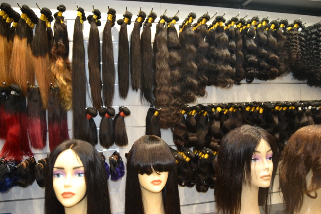 Le 31 décembre au Palais des Congrés de Montreuille avec VIVIANE CHIDID: Le salon Tacco Affro se lance à fond dans les préparatifs avec des promotions sur les perruques; cheveux brésilien, et les mèches. REGARDEZ Le 31 décembre au Palais des Congrés de Montreuille avec VIVIANE CHIDID: Le salon Tacco Affro se lance à fond dans les préparatifs avec des promotions sur les perruques; cheveux brésilien, et les mèches. REGARDEZ