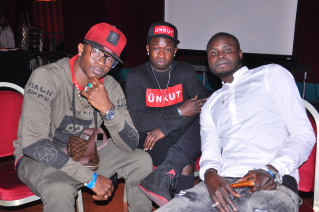 NOEL: Pape et Cheikh chauffe le Dock Haussman de Paris. NOEL: Pape et Cheikh chauffe le Dock Haussman de Paris.