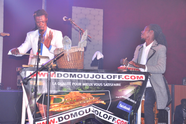 Tournée Européenne: Assane Ndiaye dans l'ambiance des Docks Haussman de Paris. Tournée Européenne: Assane Ndiaye dans l'ambiance des Docks Haussman de Paris.