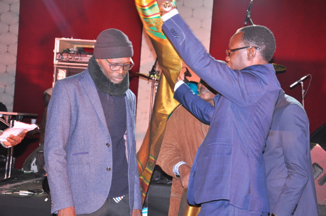 Remise des "KALAS D"EXCELLENCE" par "Pencum Sénégal" aux Sénégalais influents de la diaspora Remise des "KALAS D"EXCELLENCE" par "Pencum Sénégal" aux Sénégalais influents de la diaspora