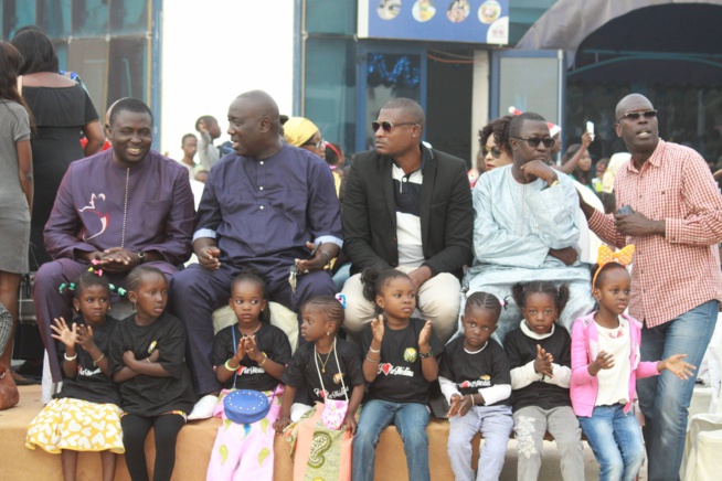 Noël: Coumba Gawlo et les enfants, 12 ans de complicité Noël: Coumba Gawlo et les enfants, 12 ans de complicité