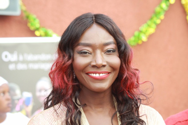 Noël: Coumba Gawlo et les enfants, 12 ans de complicité Noël: Coumba Gawlo et les enfants, 12 ans de complicité