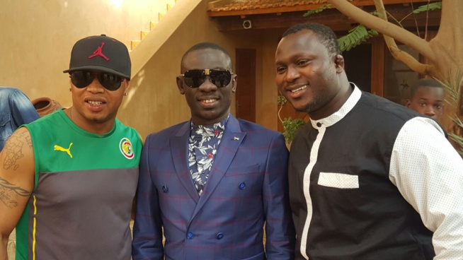 Pape Diouf, El Hadj Diouf et Modou Lo guest star de Mountaga Sy DG de l'Apix à Aéré Lao. Pape Diouf, El Hadj Diouf et Modou Lo guest star de Mountaga Sy DG de l'Apix à Aéré Lao.