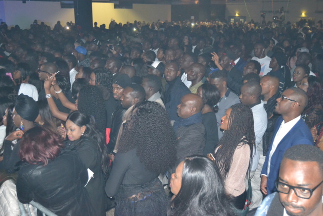 RAKHOU PROD réussit son pari: A guichet fermé, Viviane Chidid reconquit le Palais des Congrés de Montreuil à Paris. RAKHOU PROD réussit son pari: A guichet fermé, Viviane Chidid reconquit le Palais des Congrés de Montreuil à Paris.