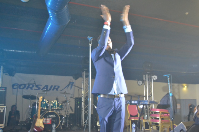 La prestation du rappeur DIP DOUNDOU GUISS pour la première fois au Palais des Congrés de Montreuil. Regardez La prestation du rappeur DIP DOUNDOU GUISS pour la première fois au Palais des Congrés de Montreuil. Regardez