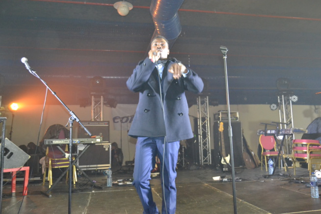 La prestation du rappeur DIP DOUNDOU GUISS pour la première fois au Palais des Congrés de Montreuil. Regardez La prestation du rappeur DIP DOUNDOU GUISS pour la première fois au Palais des Congrés de Montreuil. Regardez