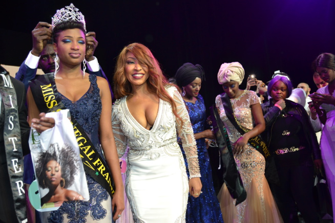 Fatou Mbaye remporte la couronne de Miss Senegal France 2017.