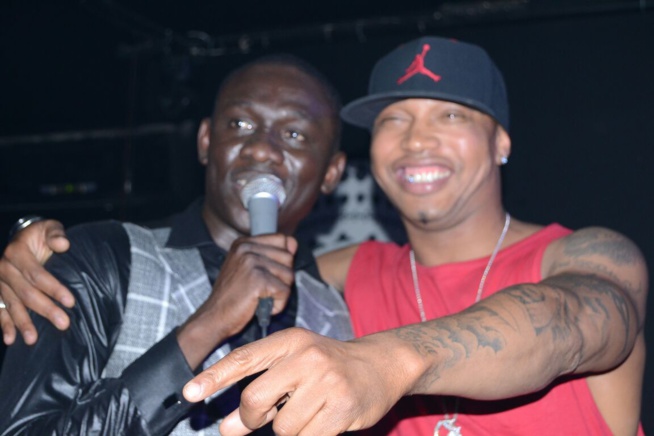 02 JANVIER 2017, Pape Diouf redoutable sur scène au Baramundi. Regardez 02 JANVIER 2017, Pape Diouf redoutable sur scène au Baramundi. Regardez