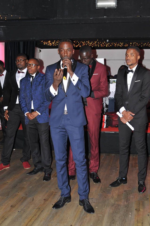 Soirée de l'Excellence des Sénégalais de l'extérieurs le jour de Noël par le Président Cheikhouna Sy Soirée de l'Excellence des Sénégalais de l'extérieurs le jour de Noël par le Président Cheikhouna Sy