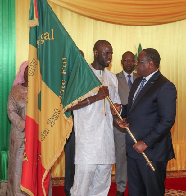 Macky Sall aux Lions : «Vous avez le talent, le potentiel et la carrure pour porter notre pays sur les cimes du sport africain» Macky Sall aux Lions : «Vous avez le talent, le potentiel et la carrure pour porter notre pays sur les cimes du sport africain»