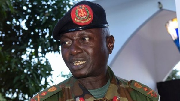 Gambie : Le général Ousman Badjie assure à Yahya Jammeh la loyauté des forces armées gambiennes Gambie : Le général Ousman Badjie assure à Yahya Jammeh la loyauté des forces armées gambiennes