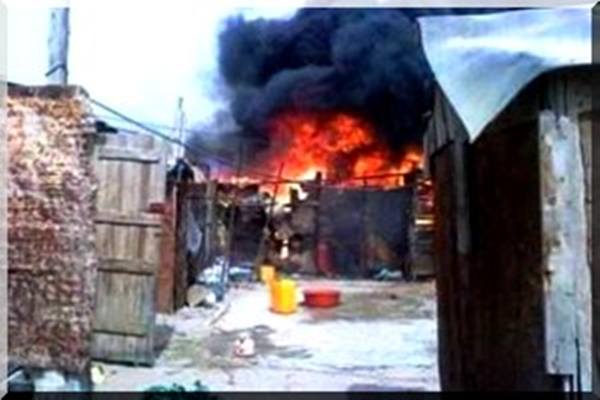 Drame à Darou Mousty: Pieds enchaînés, le talibé meurt dans un incendie Drame à Darou Mousty: Pieds enchaînés, le talibé meurt dans un incendie