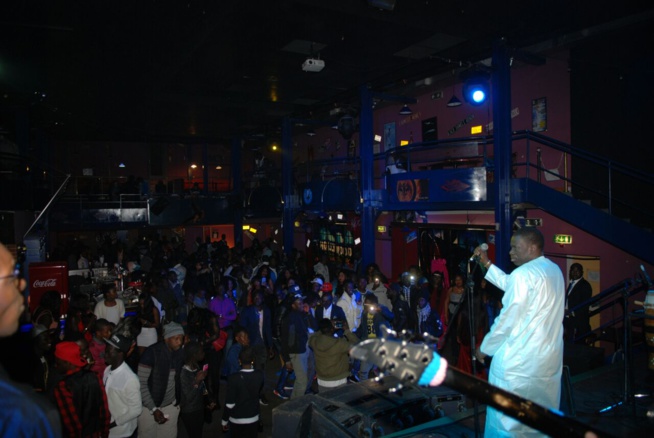 TOURNEE EUROPEENNE: Assane Ndiaye enflamme Genova en Italie et vous donne RV ce samedi à Vienne en Autriche. TOURNEE EUROPEENNE: Assane Ndiaye enflamme Genova en Italie et vous donne RV ce samedi à Vienne en Autriche.