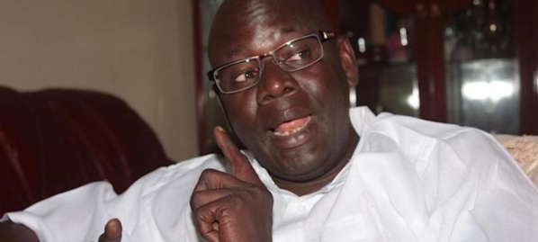 Très en colère, Macky Sall vide son chargeur sur Me Djibril War Très en colère, Macky Sall vide son chargeur sur Me Djibril War