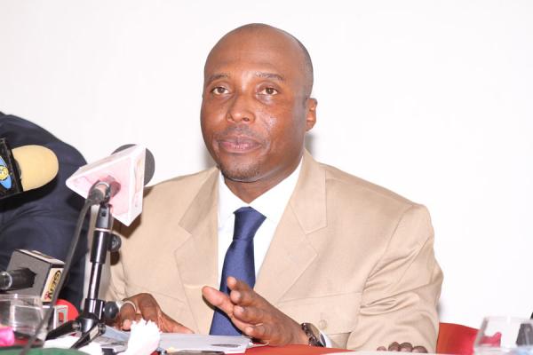 BARTHELEMY DIAS SUR LA LEVEE DE L’IMMUNITE PARLEMENTAIRE D’AMINATA DIALLO: «Il n’y a aucune vidéo, ni photo qui montre Aminata Diallo en train de poser des actes interdits par la loi» BARTHELEMY DIAS SUR LA LEVEE DE L’IMMUNITE PARLEMENTAIRE D’AMINATA DIALLO: «Il n’y a aucune vidéo, ni photo qui montre Aminata Diallo en train de poser des actes interdits par la loi»