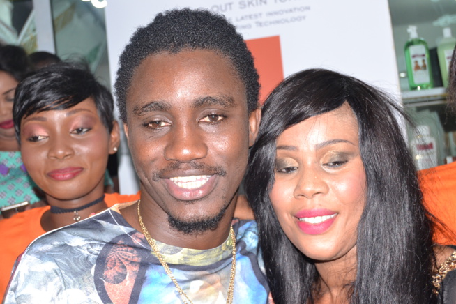 MAKARI SUISSE ARRIVE A DAKAR CHEZ ESPRIT COSMETIQUE: Sacré Coeur à 300m de la Boulangerie Jaune en face SENELEC. MAKARI SUISSE ARRIVE A DAKAR CHEZ ESPRIT COSMETIQUE: Sacré Coeur à 300m de la Boulangerie Jaune en face SENELEC.