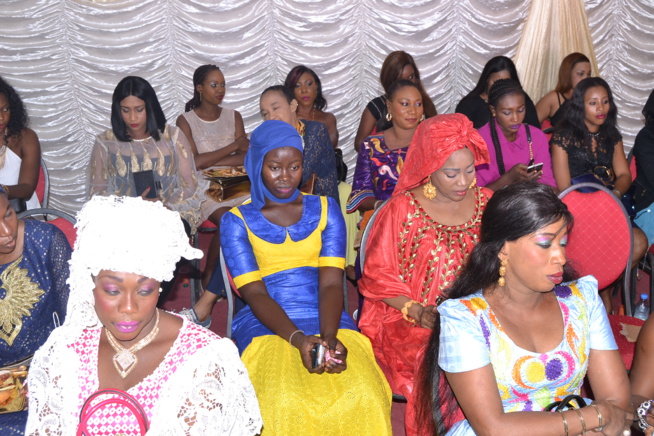 MAKARI SUISSE ARRIVE A DAKAR CHEZ ESPRIT COSMETIQUE: Sacré Coeur à 300m de la Boulangerie Jaune en face SENELEC. MAKARI SUISSE ARRIVE A DAKAR CHEZ ESPRIT COSMETIQUE: Sacré Coeur à 300m de la Boulangerie Jaune en face SENELEC.