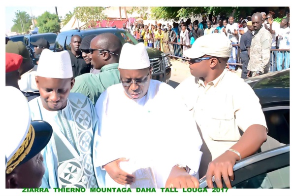 Ziara Thierno Mountaga Daha Tall à Louga : Les confidences de Macky Sall face au khalife omarien Ziara Thierno Mountaga Daha Tall à Louga : Les confidences de Macky Sall face au khalife omarien