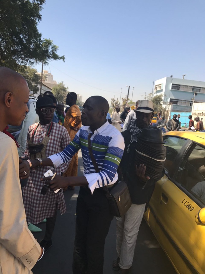 Marche: Les transitaires en colère contre le chef de subdivision des douanes de Mole 2 Ahmadou lamine Sarr.