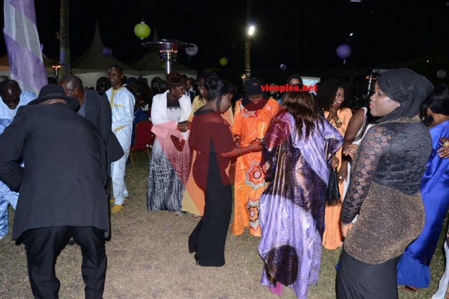 GALA PRIVÉ: Pape Diouf transforme le réseau d'expresso en spectacle à Ngor Diarama GALA PRIVÉ: Pape Diouf transforme le réseau d'expresso en spectacle à Ngor Diarama