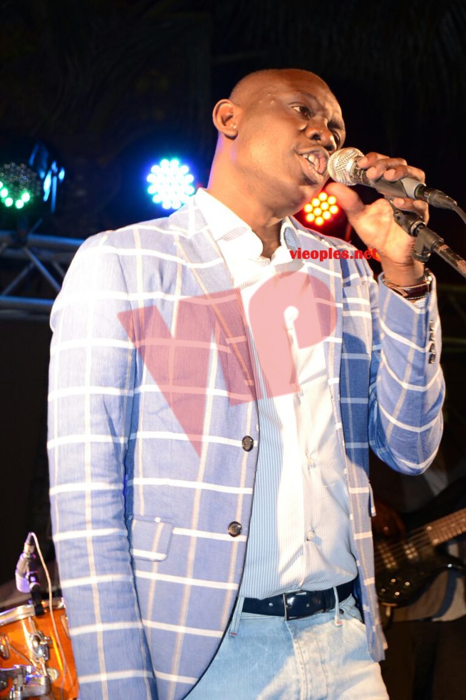 GALA PRIVÉ: Pape Diouf transforme le réseau d'expresso en spectacle à Ngor Diarama GALA PRIVÉ: Pape Diouf transforme le réseau d'expresso en spectacle à Ngor Diarama